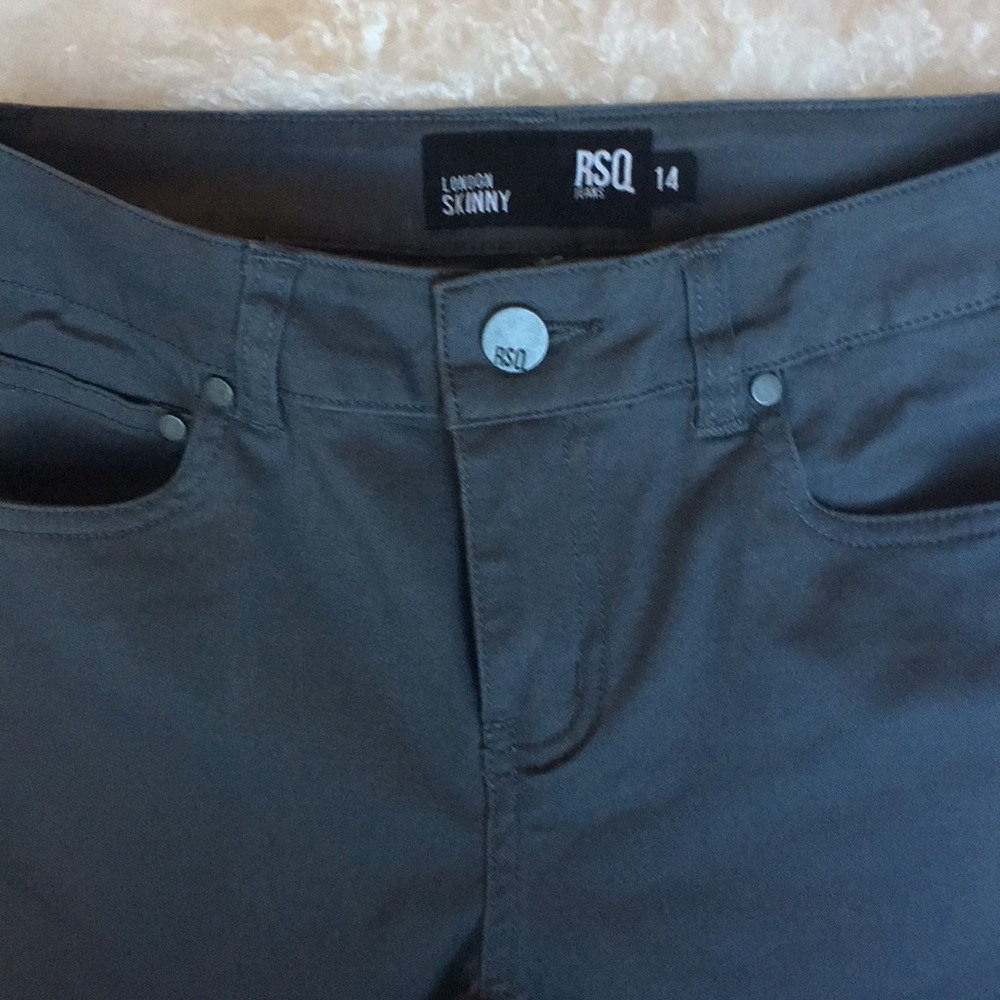 London RSQ size 14